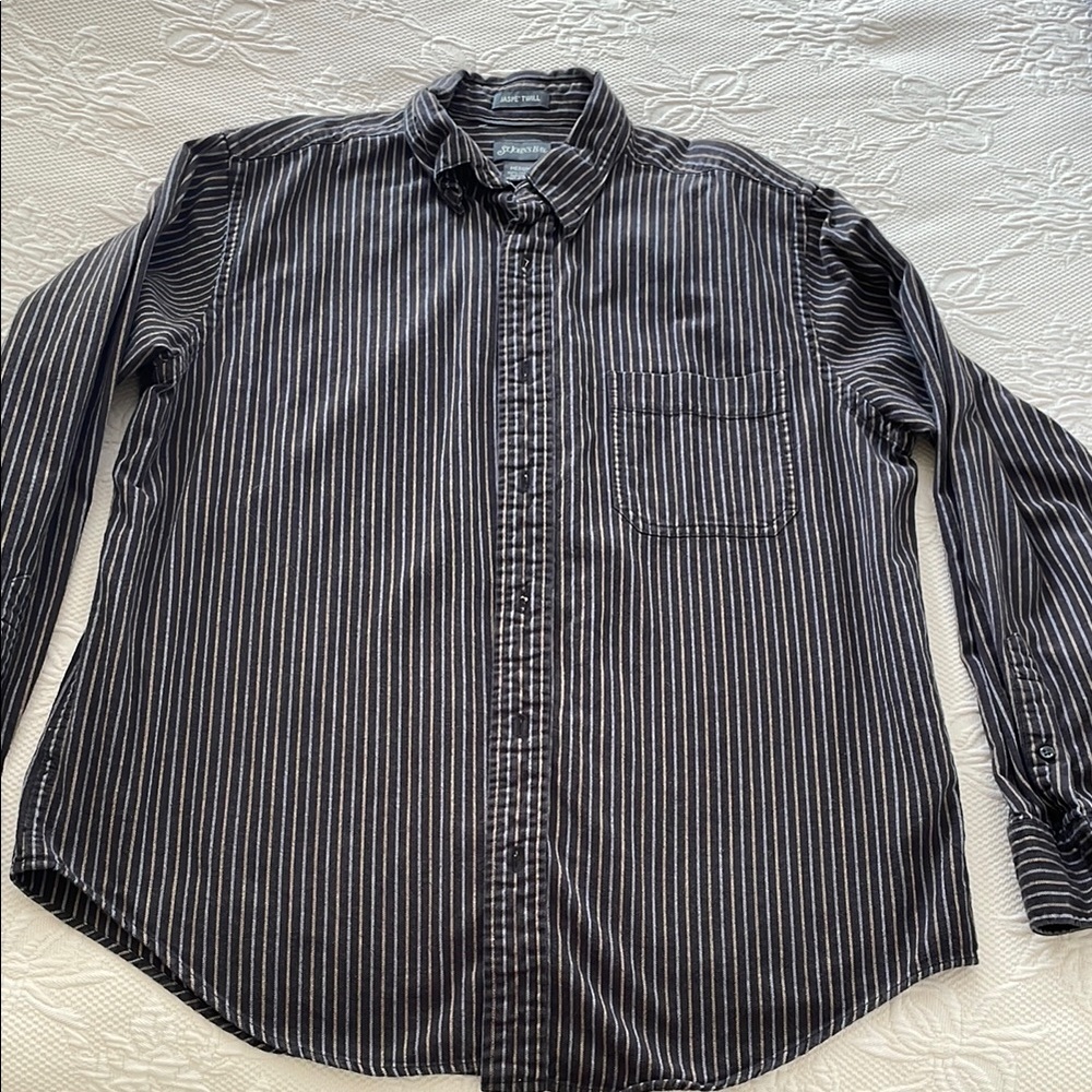 St. John's Bay Black and Tan Casual Button Down Shirt